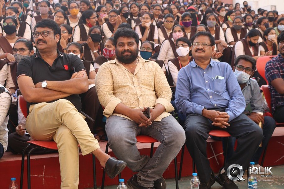 Naandhi-Team-at-Guntur-Success-Meet-